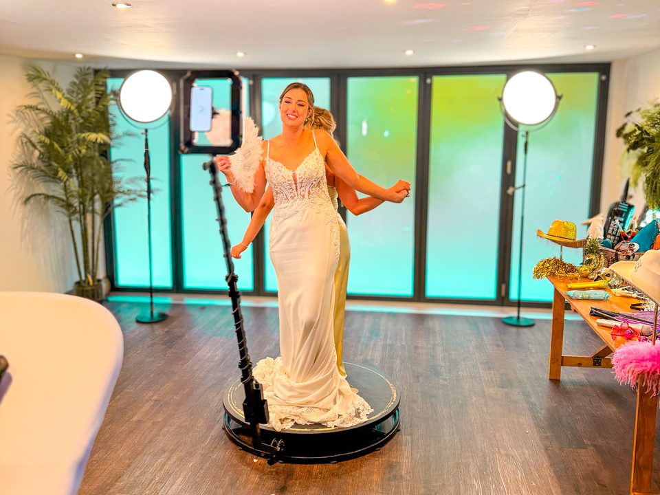 Party Octopus 360 photo booth at The Grand Lodge at Oaklands, Brandesburton, East Yorkshire